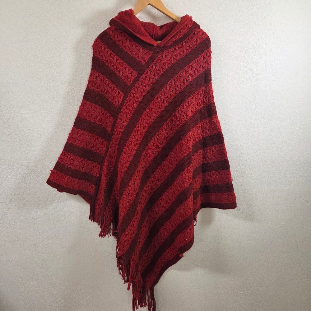 White Mark Red Striped Hooded Poncho Fringe Trim Boho Knit Wrap One Size